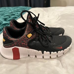 M6/W7.5 Nike Metcons